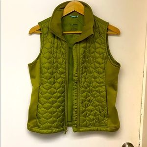 Women’s LL Bean green fleece lined puffer vest